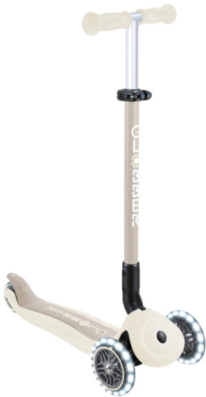 Globber meegroeistep - go up active lights coconut - beige - lichtgevende wielen - met duwstang - in hoogte verstelbaar - vanaf 15 maanden tot 9 jaar