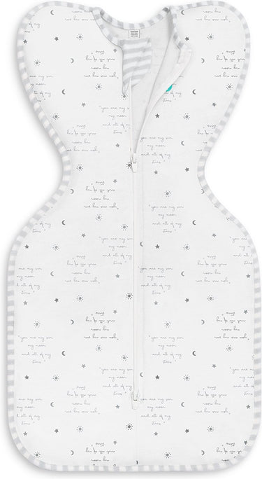 Love to dream ™ babyslaapzak swaddle up™ - inbakeren - baby 0-3 maanden - 3.5-6 kg - zomer - 0.2 tog- wit met tekst