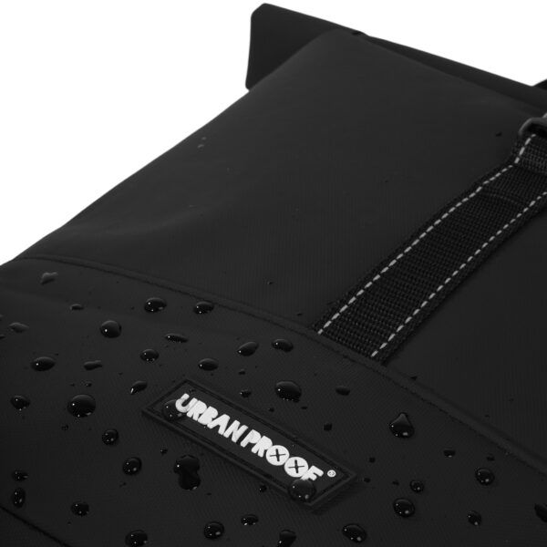 Afbeelding laden in galerijviewer, Dutchperfect urban proof single rolltop tas 20l zwart recycled
