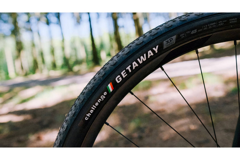 Load image into Gallery viewer, Challange - getaway xp handmate tlr 700x45c zwart
