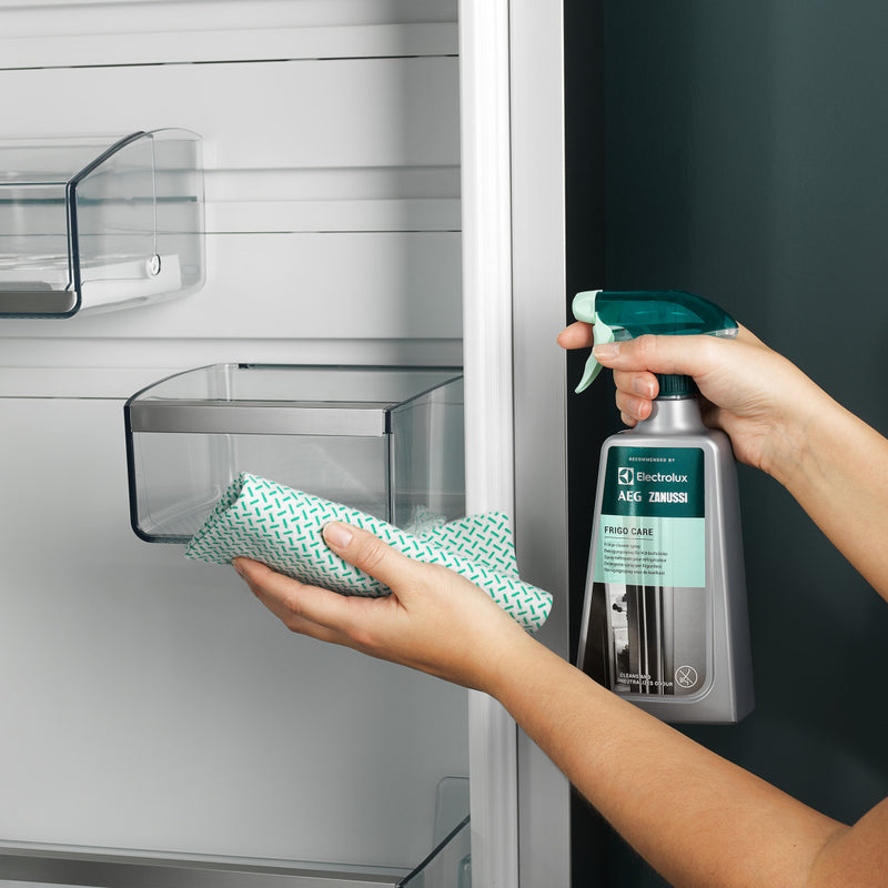 Load image into Gallery viewer, Aeg koelkast reinigingsspray
