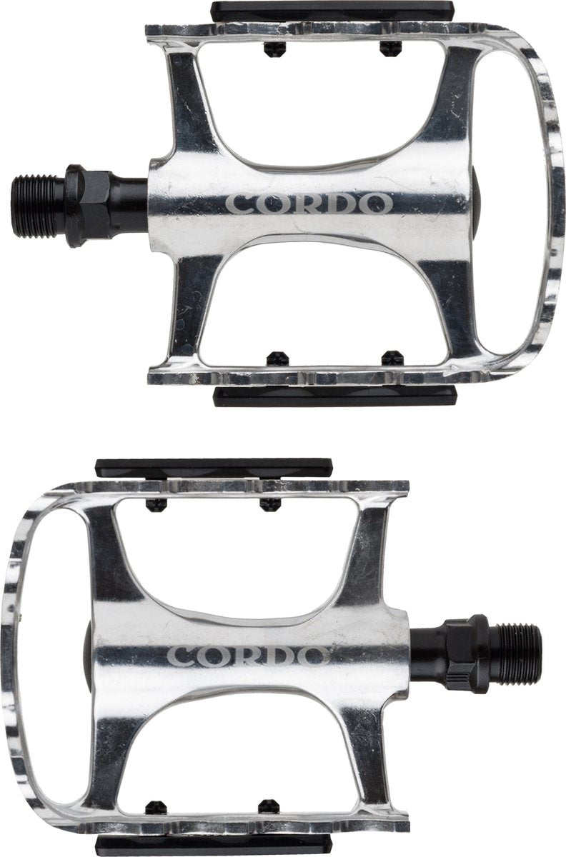 Afbeelding laden in galerijviewer, Cordo trekking pedalen aluminium - zilver
