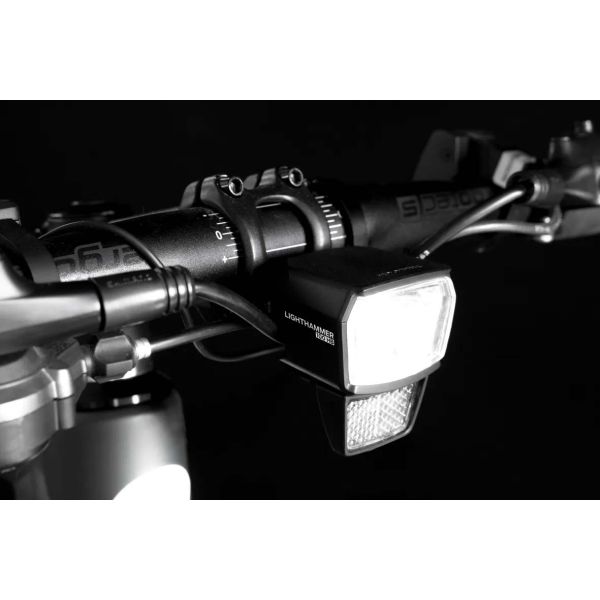 Load image into Gallery viewer, Trelock koplamp Lighthammer LS 890-HB E-b 12v DC 100 lux
