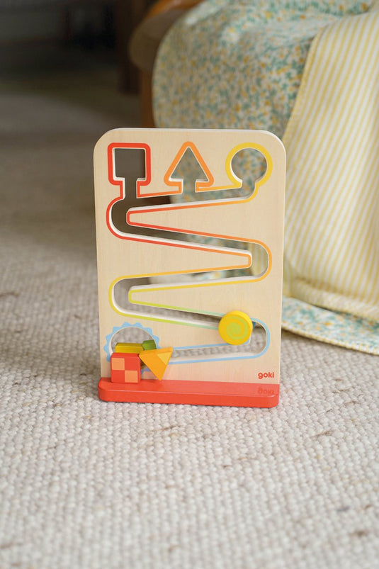 Goki houten speelgoed - ballenbaan zig-zag - 21x8x31cm - met 3 rollers - 2 jaar