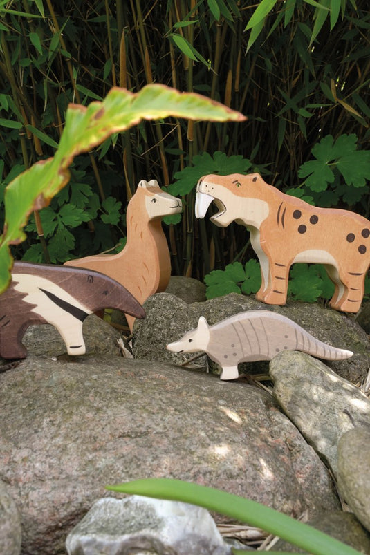 Holztiger wildernis - sabeltandtijger - 14x2,8x9,5cm - houten figuur - handgemaakt