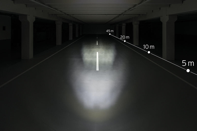 Load image into Gallery viewer, Koplamp Busch und Müller Lumotec Upp N Plus met standlicht voor naafdynamo - 30 Lux
