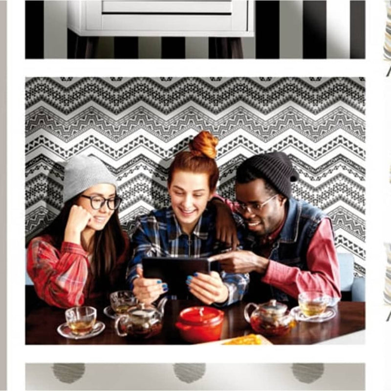 Load image into Gallery viewer, Noordwand Noordwand Behang Urban Friends Coffee Etnico wit en zwart
