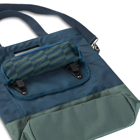 UrbanProof shoppertas RPET 20L blauw-groen