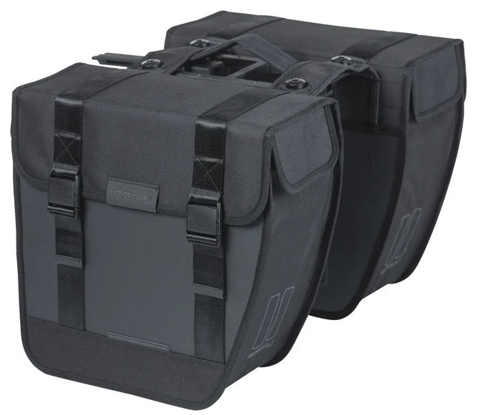 Load image into Gallery viewer, Basil dubbele fietstas tour waterproof mik 28 liter 14 x 29 x 30 cm (2x) - zwart
