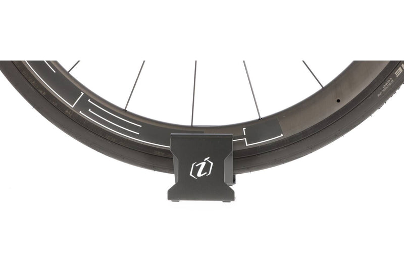 Load image into Gallery viewer, Isaac Bike stand terra front zwart
