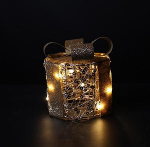 Countryfield kerstkado met 10 led lampjes pippa goud metaal ø10x11cm met timer, 2xaa