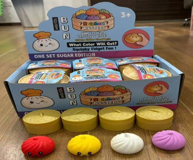 Dsp. squeezy dumpling in stoom box. 8,5