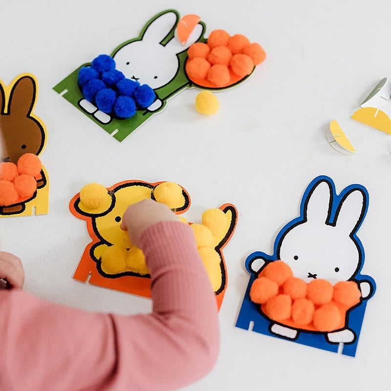 Load image into Gallery viewer, Bambolino Toys Pompom Plakken
