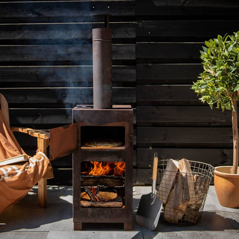 Load image into Gallery viewer, Esschert design terraskachel met pizzaoven roestkleurig
