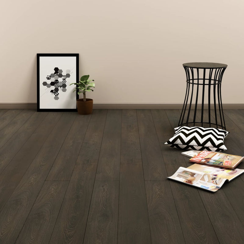 Load image into Gallery viewer, Vidaxl vloerplanken zelfklevend 4,46 m² 3 mm pvc donkerbruin
