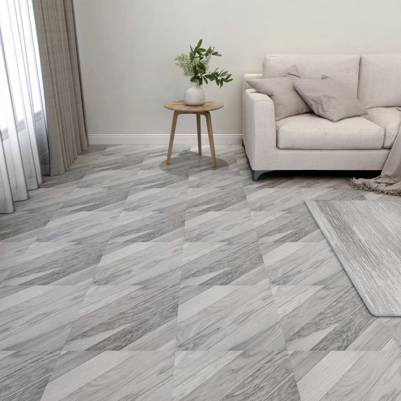 Load image into Gallery viewer, Vidaxl vloerplanken zelfklevend 55 st 5,11 m² pvc gestreept grijs
