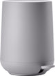 Zone denmark nova pedaalemmer - prullenbak badkamer softclose - afvalemmer klein - toilet badkamer accessoires - kunststof - 3 liter - 23,5 x 20,5 cm - gulliter grey (grijs)