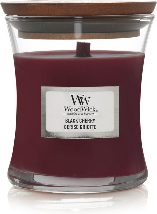 Woodwick geurkaars mini candle - black cherry - 20 branduren - 85gr - 8 cm ø 7 cm