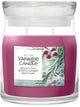 Yankee candle - sparkling winterberry medium geurkaars - 50 branduren - 2 lonten