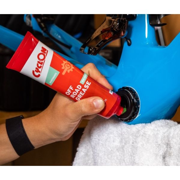 Load image into Gallery viewer, Cyclon Mtb Vet Tube 150Ml
