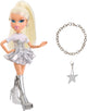 Bratz mga charmz modepop cloe met bedelarmband en accessoires.