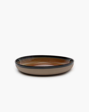 Serax - sergio herman surface - serveerschaal m - roestbruin - h 5,5cm - 32 ø