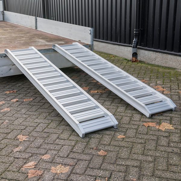 Load image into Gallery viewer, Oprijplank set 247cm 1800 kg.
