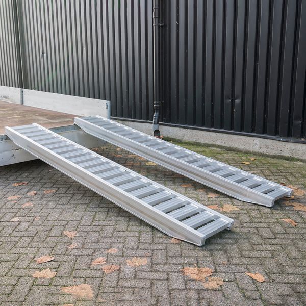 Load image into Gallery viewer, Oprijplank stuk 300 cm 2500kg.
