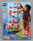 Vtech toet toet auto's tornado stuntpark - race toren autobaan met sam stuntauto - moedigt rollenspellen aan - cadeau - 1 tot 5 jaar