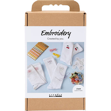 Creativ company https: www.cchobby.nl hobbyset-borduurwerk-sokken-wit-1-doos