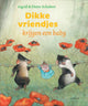 Dikke vriendjes krijgen een baby 3+