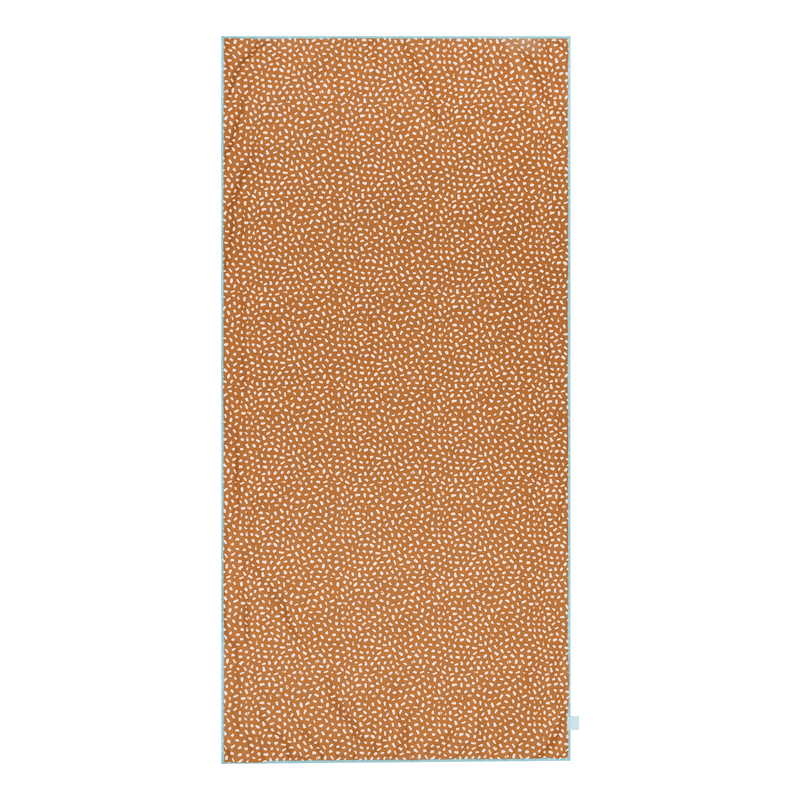 Load image into Gallery viewer, Vibrant stripes | oranje wit microvezel handdoek 135 x 65 cm
