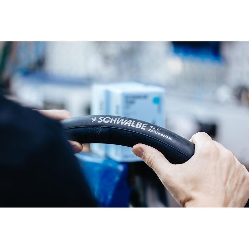 Afbeelding laden in galerijviewer, Schwalbe tube (scv19) - 29 28 27.5'' (40 62-584 635) - clik valve
