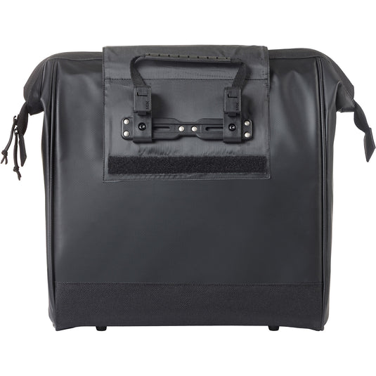 Basil tas grand tarpaulin shopper zwart mik hooks | 23l