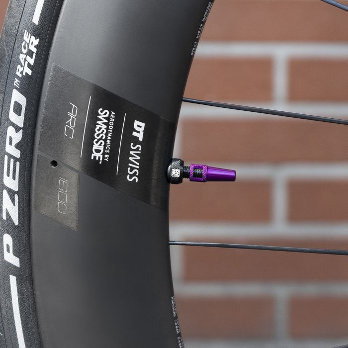 Load image into Gallery viewer, Dynamic barkeeper tubeless valves 60mm - 1set
