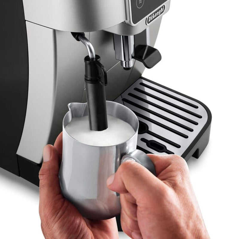 Load image into Gallery viewer, DeLonghi ECAM220.30.SB Magnifica Start

