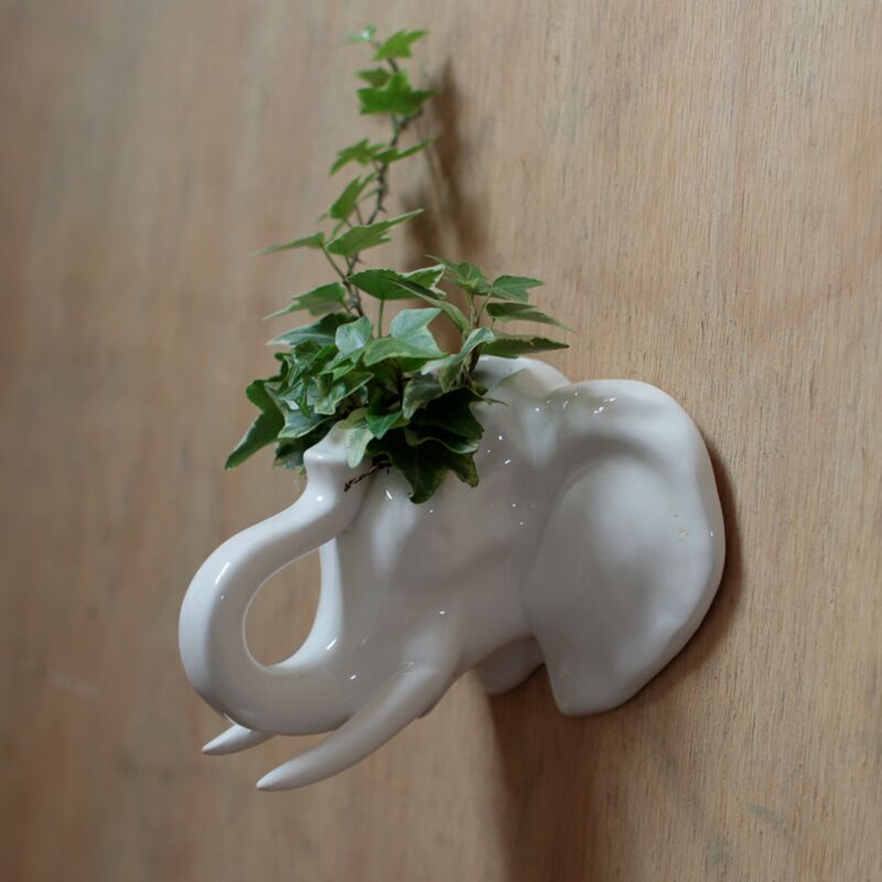 Load image into Gallery viewer, Keramiek olifant hoofd wanddecoratie bloempot binnen
