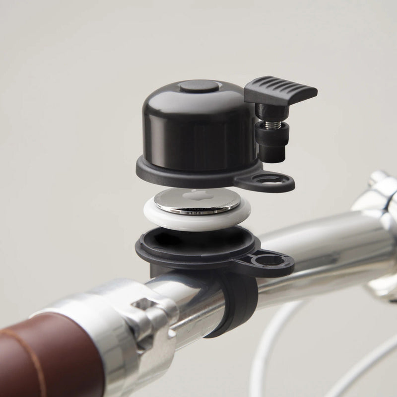 Load image into Gallery viewer, AirBell Fietsbel met Airtag houder ø31.8mm zwart
