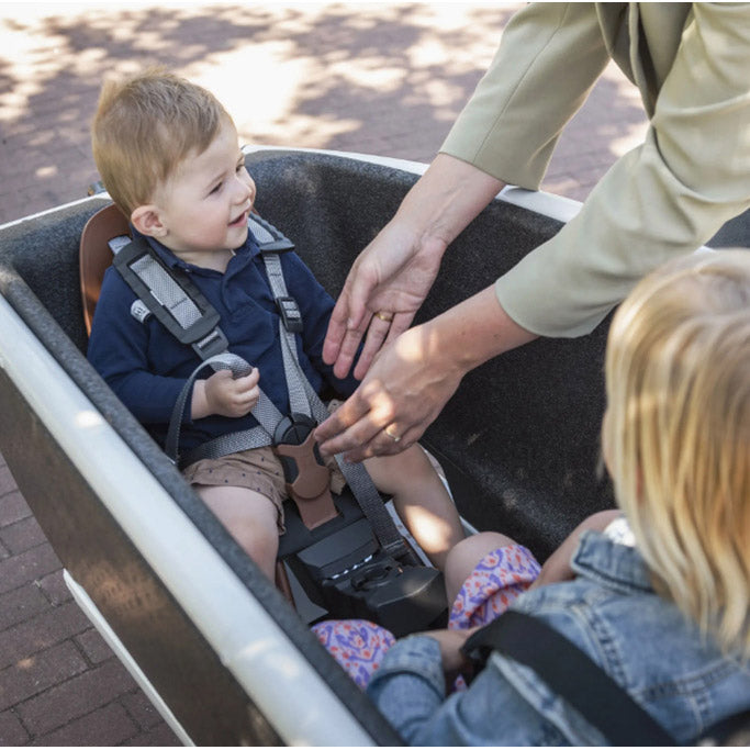 Load image into Gallery viewer, Steco adapter voor voorzitje bakfiets mat zwart
