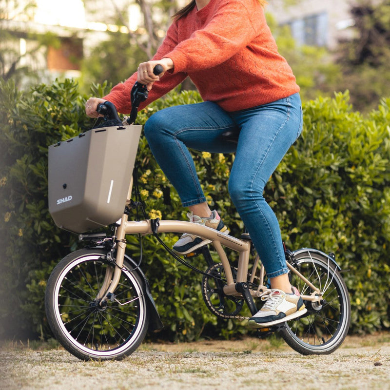 Load image into Gallery viewer, Sigma shad mand daily bike box voorzijde 20l grijs
