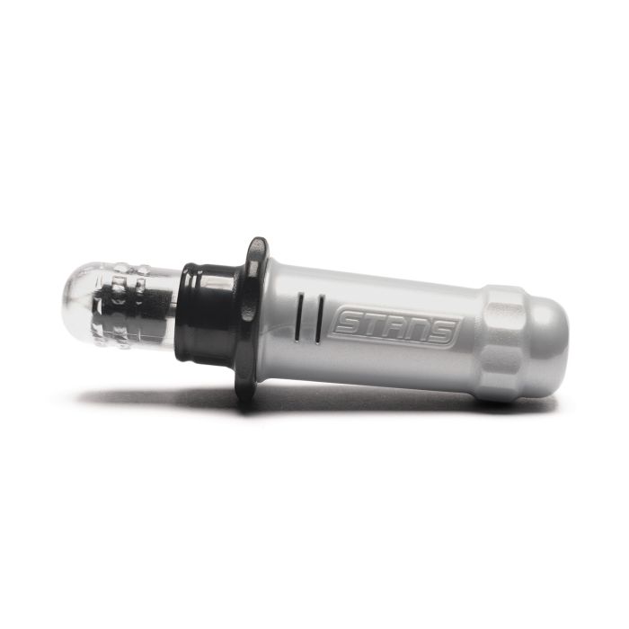 ギャラリービューアに画像をロードする, Stan's original dart tubeless repair tool
