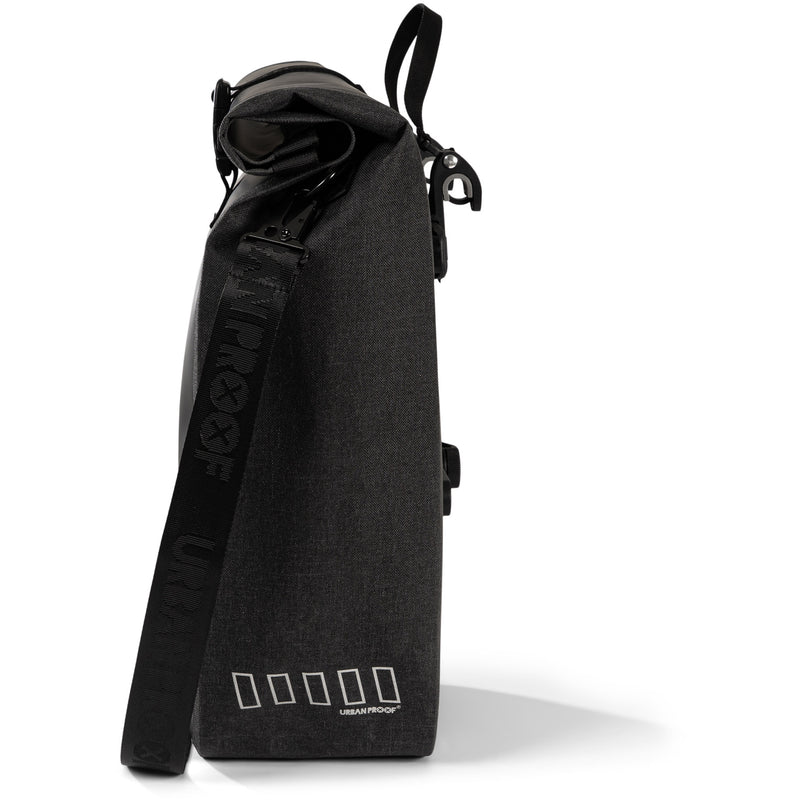 Chargez l'image dans la visionneuse de la galerie, Urbanproof urban proof single district tas 20l zwart recycled
