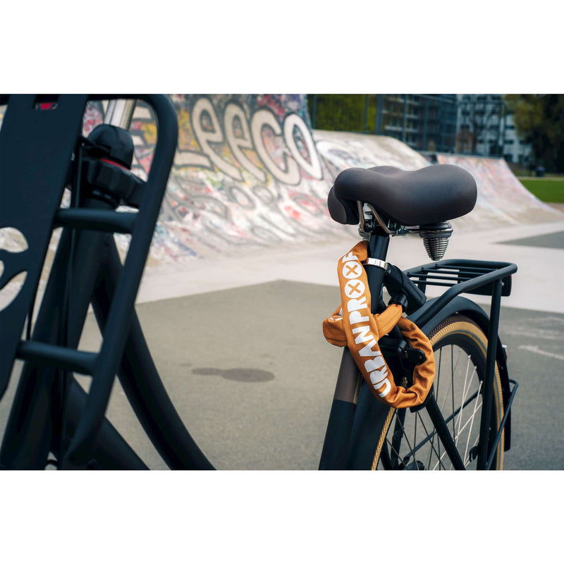 Afbeelding laden in galerijviewer, Urbanproof kettingslot 8mm*100cm geel
