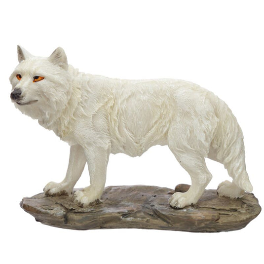 Protector of the north spirit of the night wolf beeld