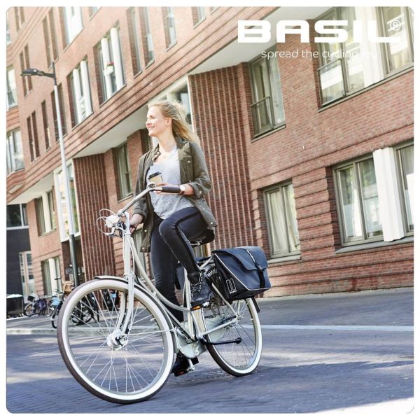 Load image into Gallery viewer, Basil Forte dubbele fietstas, waterafstotend, navy blauw zwart, 35L
