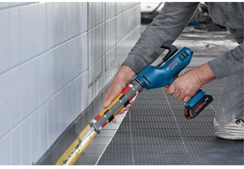 Load image into Gallery viewer, Bosch blauw gcg 18v-310 accu kitspuit voor 310 ml patronen | zonder accu's en lader - 06019c4100
