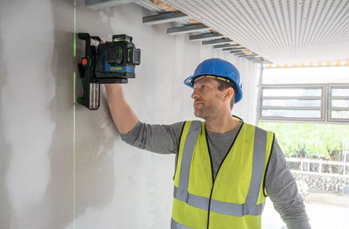 Bosch blauw gll 12v-100-33 cg professional lijnlaser | 4x batterij 1,5v lr6 (aa) | in tas - 0601065400