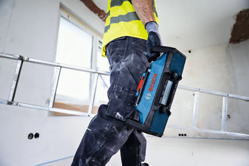Load image into Gallery viewer, Bosch blauw gpb 18v-3c professional | bouwradio 18v | fm en bluetooth | zonder accu's lader - 06014a3200
