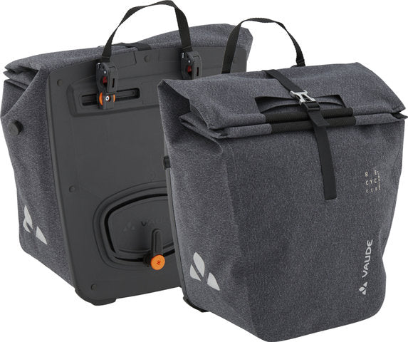 Load image into Gallery viewer, Vaude recycle back panniers
