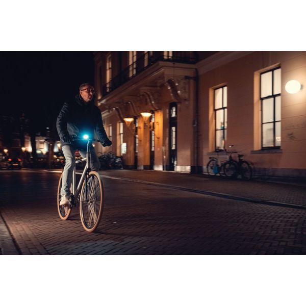 Load image into Gallery viewer, Axa koplamp dwn front 30 lux - usb-c oplaadbaar
